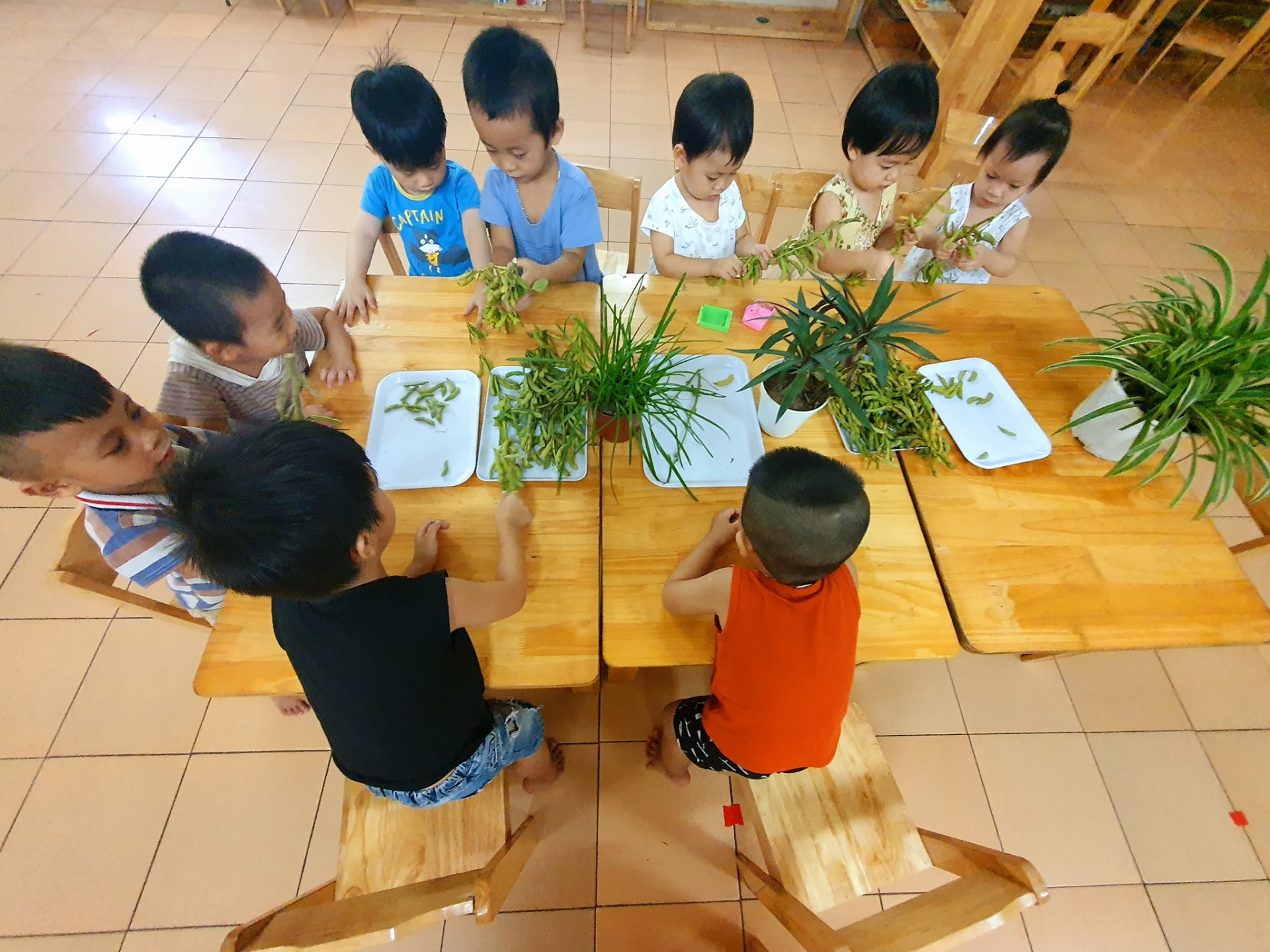 Cần đẩy mạnh phát triển trường mầm non trong khu công nghiệp