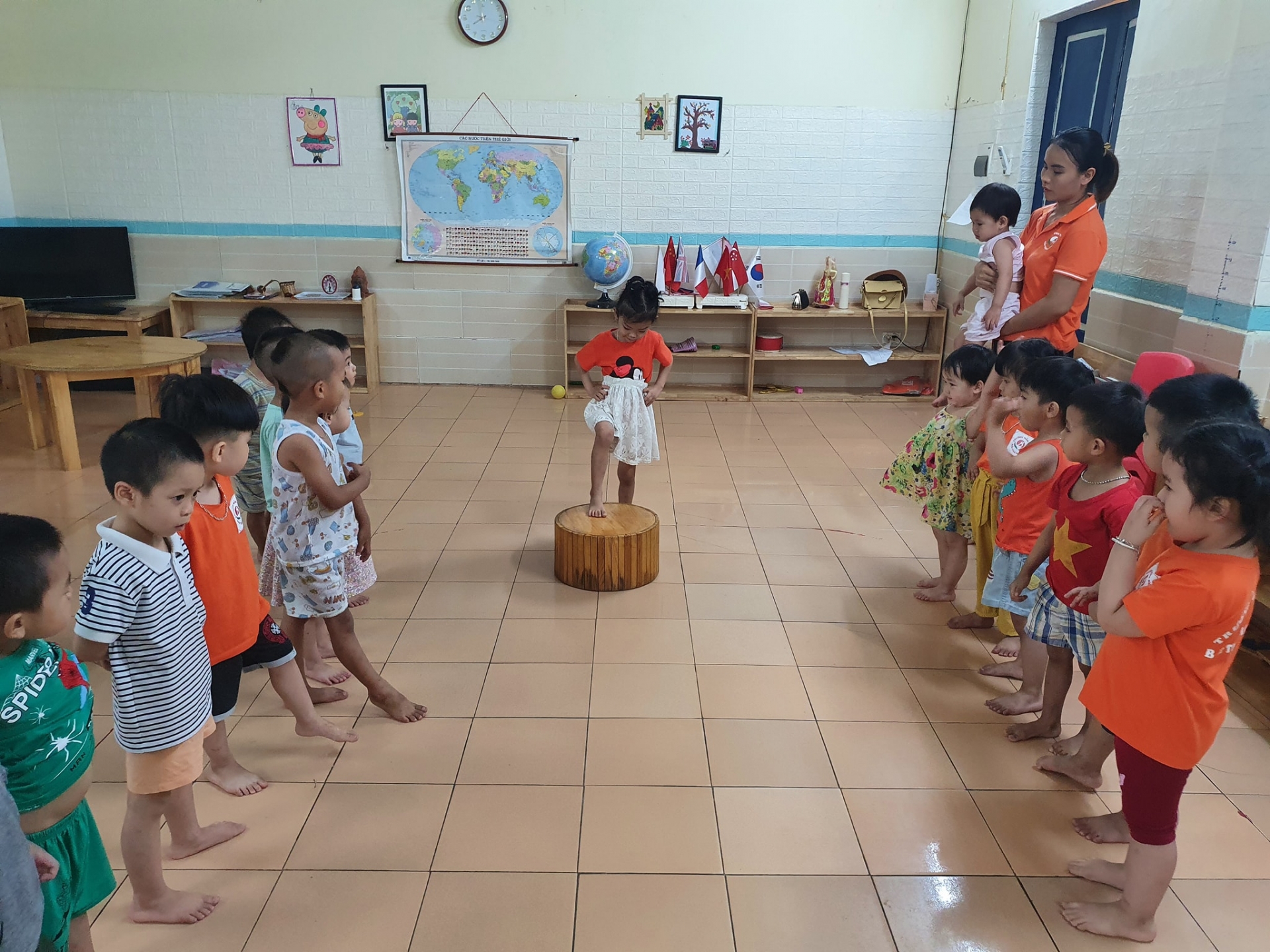 Cần đẩy mạnh phát triển trường mầm non trong khu công nghiệp