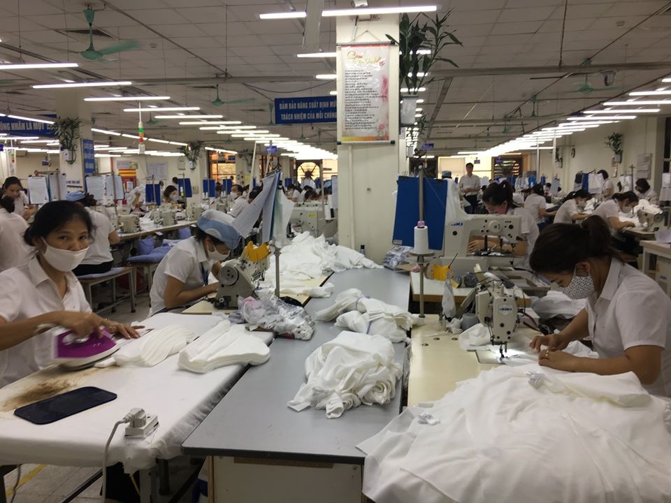 Giữ chân lao động thời điểm dịch - khó khăn trước mắt, lợi lâu dài