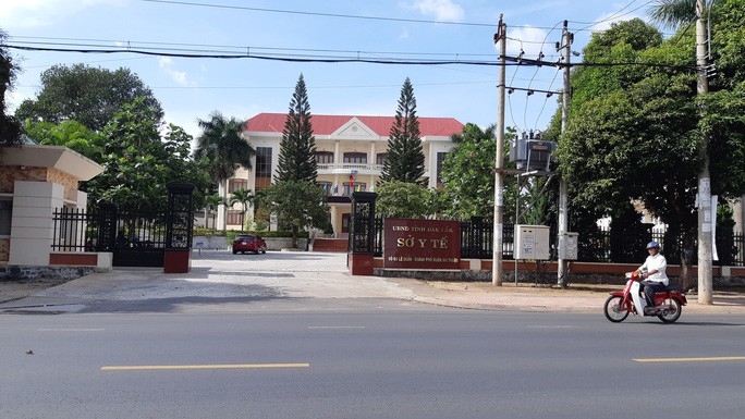 Sẽ xử lý 6 nhân viên y tế tỉnh Đăk Lăk dùng bằng giả