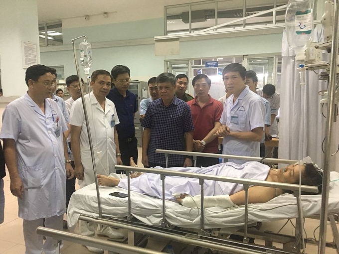 vu sap gian giao cay xang o hai phong cong ty minh tan phot lo yeu cau dung xay dung