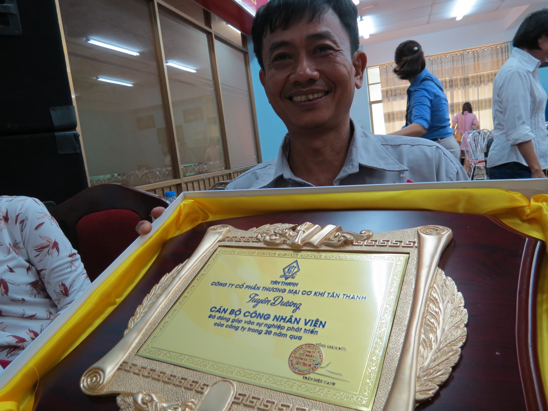 Cảm ơn người lao động bằng vàng!