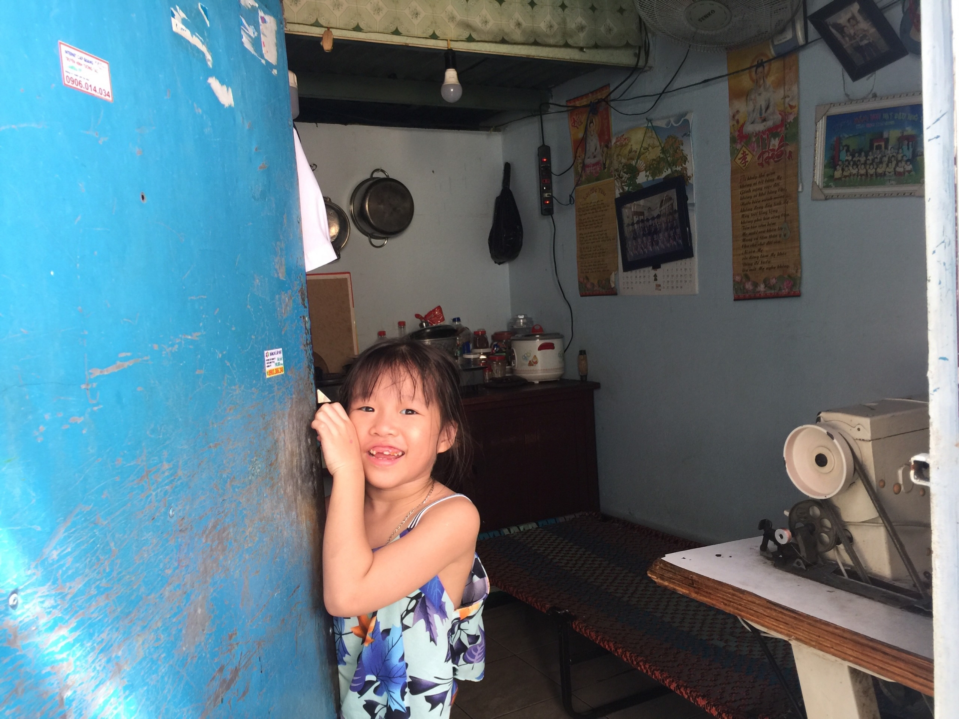Vợ chồng công nhân tích lũy mua nhà Vợ chồng công nhân tích lũy mua nhà