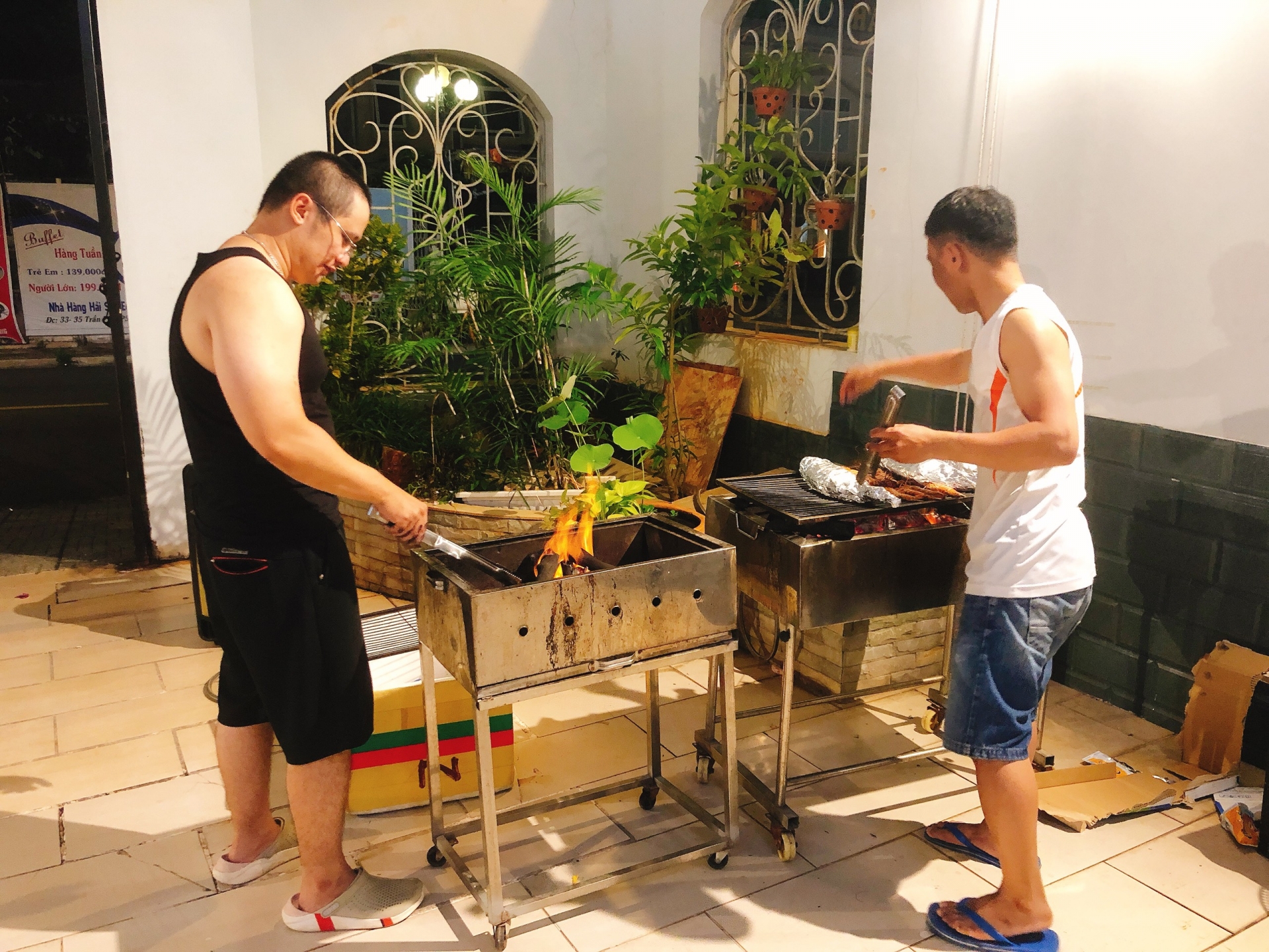 Vi vu đó đây mà không sợ lây Covid-19! Vi vu đó đây mà không sợ lây Covid 19!