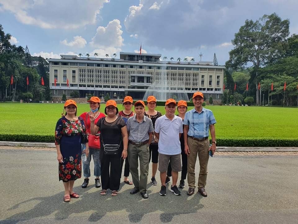 Vi vu đó đây mà không sợ lây Covid-19! Vi vu đó đây mà không sợ lây Covid 19!