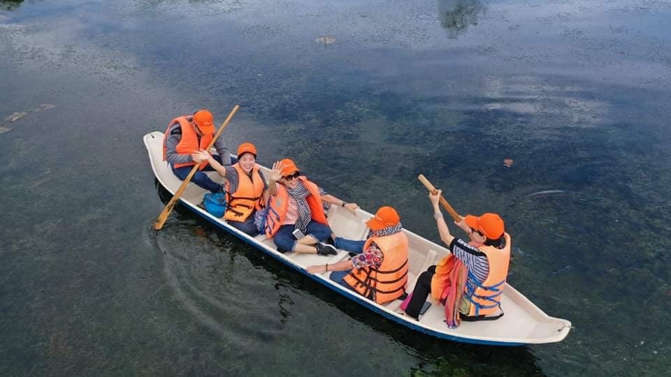 Vi vu đó đây mà không sợ lây Covid-19! Vi vu đó đây mà không sợ lây Covid 19!