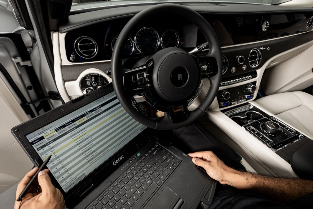 Xưởng dịch vụ Rolls-Royce Motor Cars tại TP. HCM đi vào hoạt động Xưởng dịch vụ Rolls-Royce Motor Cars tại TP. HCM đi vào hoạt động