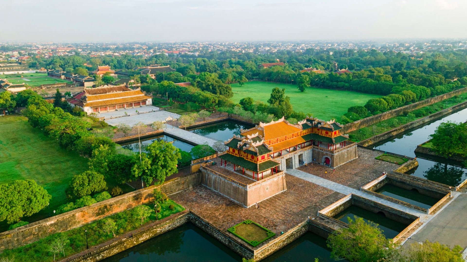 Huế sẽ “cất cánh” bằng nội lực văn hóa Huế sẽ “cất cánh” bằng nội lực văn hóa