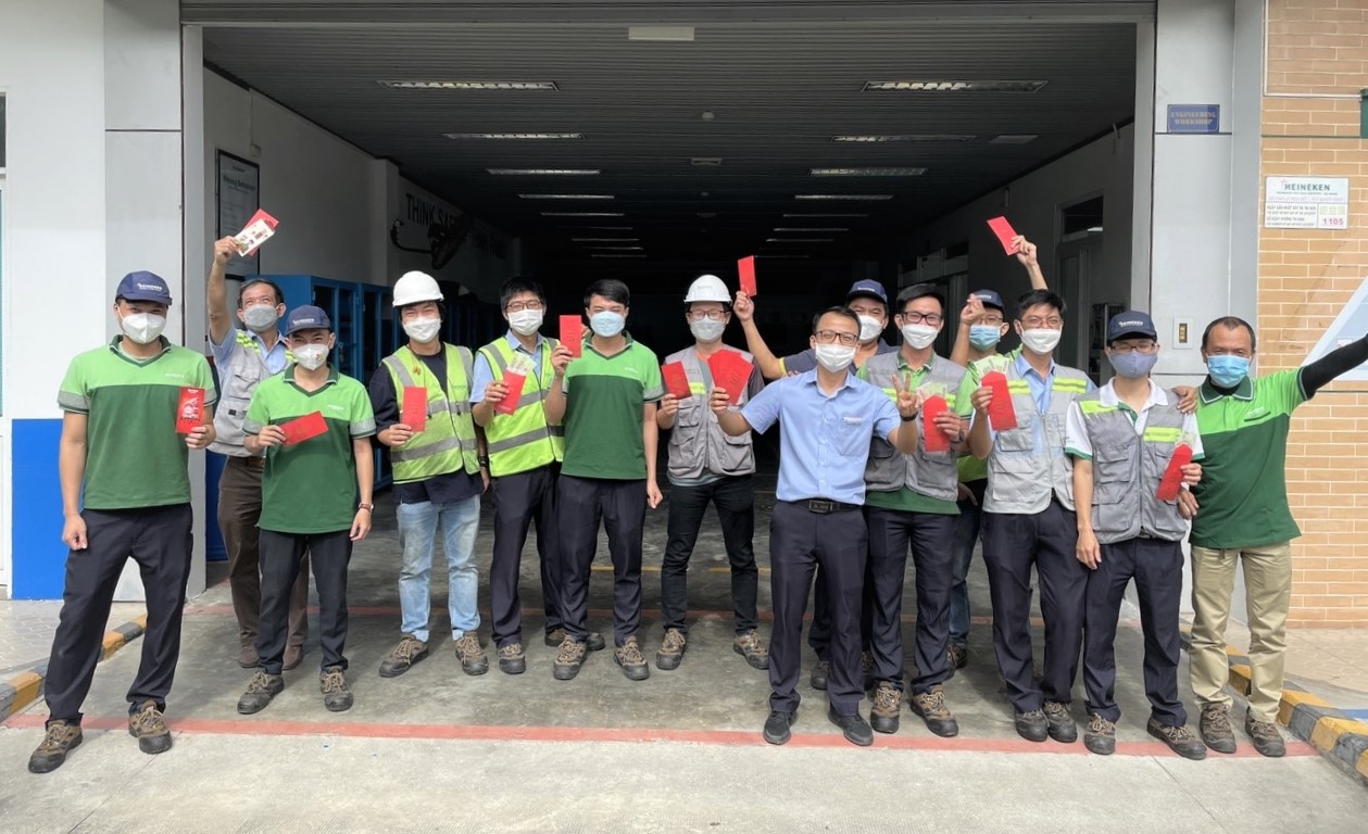 Doanh nghiệp Quảng Nam, TP. Đà Nẵng lì xì người lao động trong ngày đầu năm mới