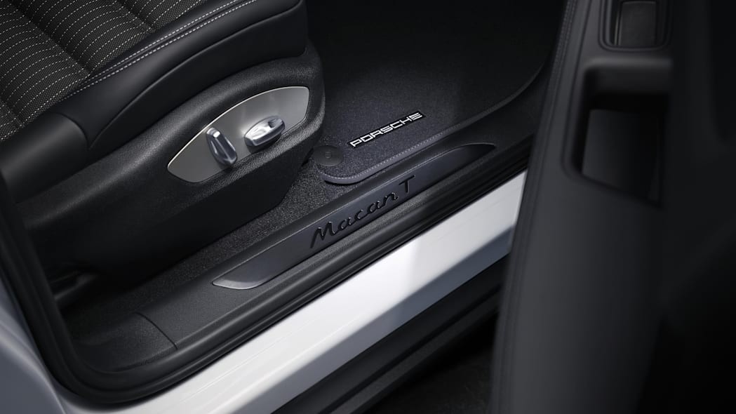 Porsche Macan T 2023 ra mắt Porsche Macan T 2023 ra mắt