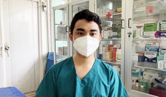 Bác sĩ rởm và những lo ngại thật