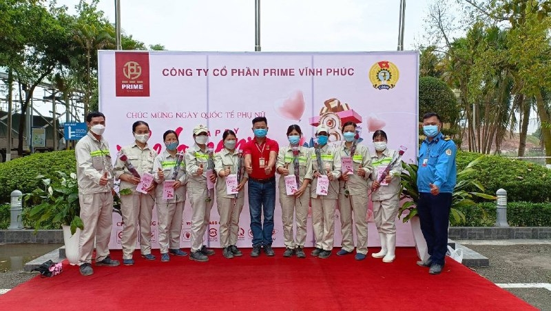 Công đoàn Prime Group: "Phụ nữ là để yêu thương" Công đoàn Prime Group: "Phụ nữ là để yêu thương"