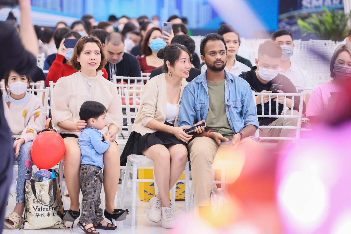Vinhomes Smart City: Xao xuyến cùng những cung nhạc tình yêu Vinhomes Smart City: Xao xuyến cùng những cung nhạc tình yêu