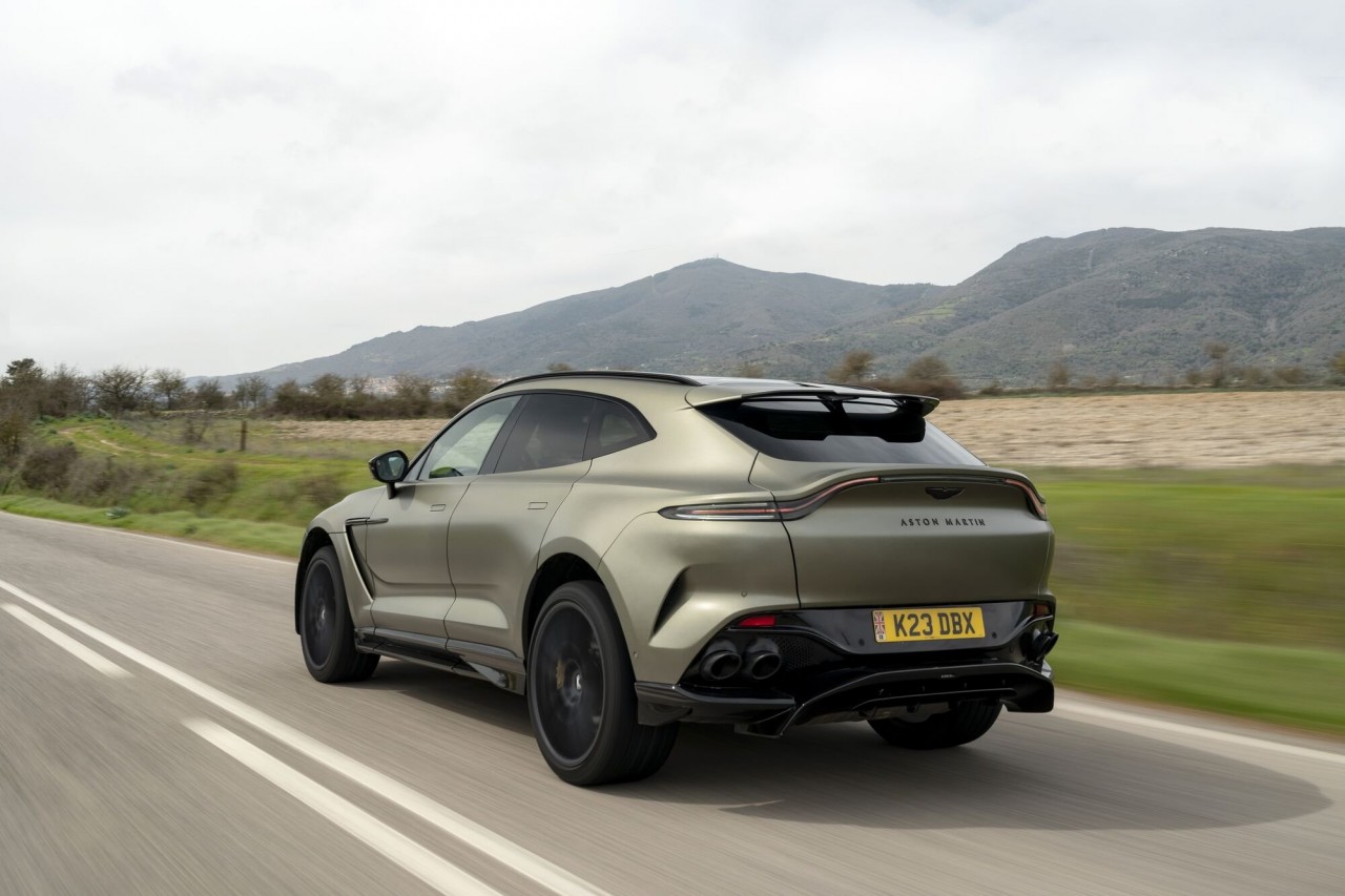 Aston Martin triển khai dịch vụ cứu hộ khẩn cấp Aston Martin triển khai dịch vụ cứu hộ khẩn cấp