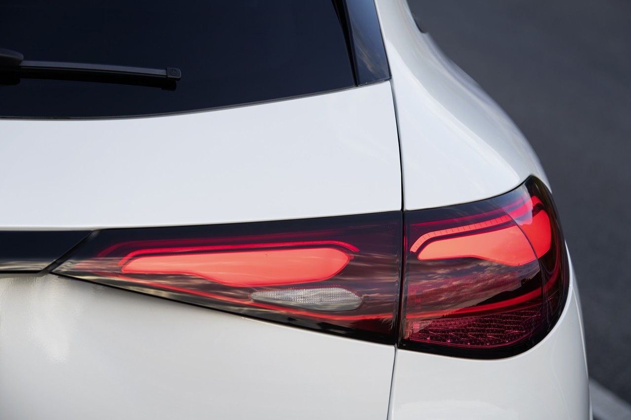 Ra mắt Mercedes-Benz GLC hoàn toàn mới Ra mắt Mercedes Benz GLC hoàn toàn mới