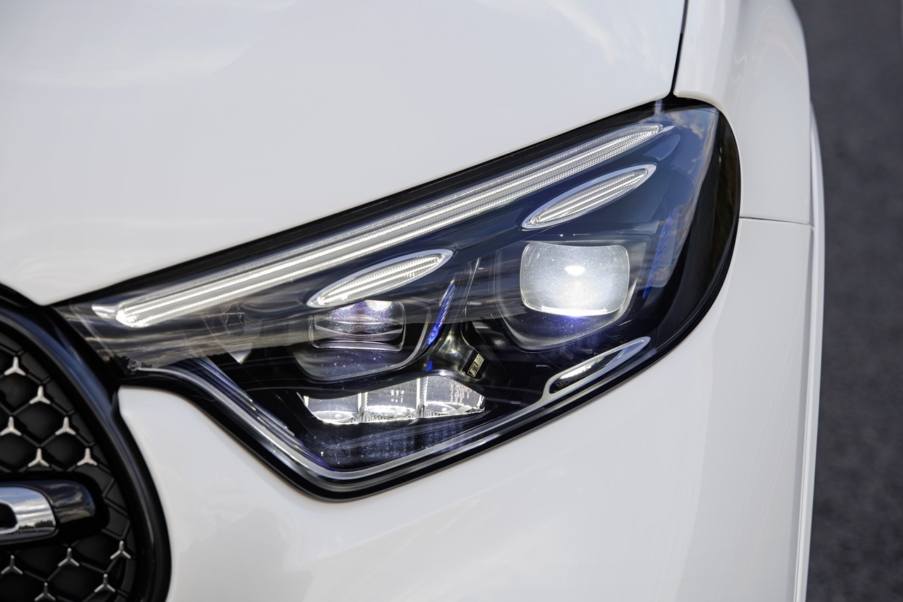 Ra mắt Mercedes-Benz GLC hoàn toàn mới Ra mắt Mercedes Benz GLC hoàn toàn mới