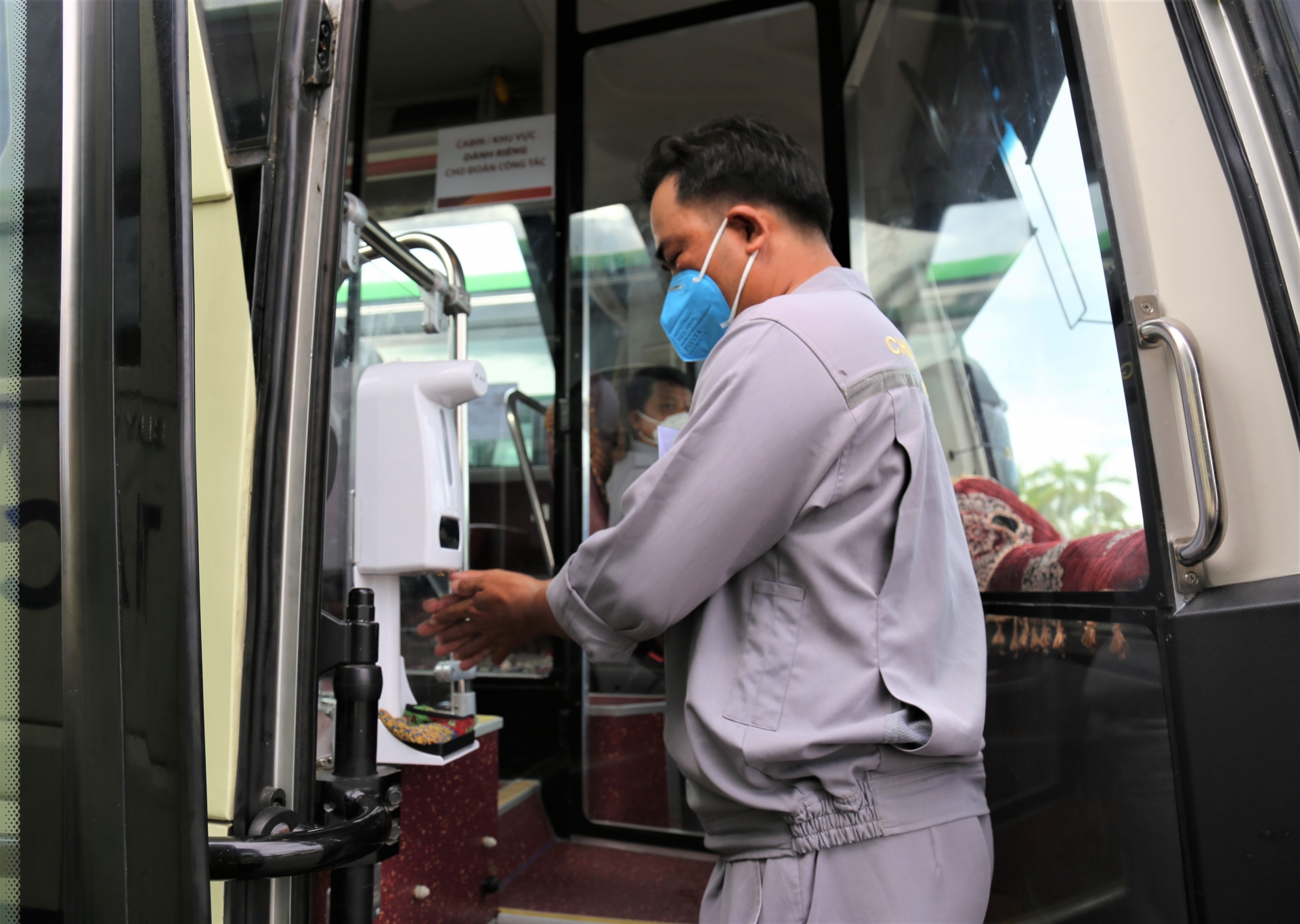Quảng Nam điều 10 xe, đón hơn 400 người dân ở TP.HCM về quê Quảng Nam điều 10 xe, đón hơn 400 người dân ở TP.HCM về quê
