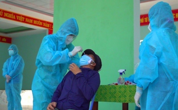 Tăng cường phòng, chống dịch sau khi xuất hiện ca mắc Covid-19 trong khu công nghiệp Tăng cường phòng, chống dịch sau khi xuất hiện ca mắc Covid-19 trong khu công nghiệp