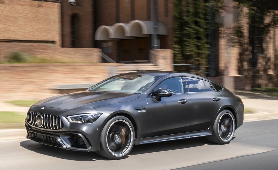 Mercedes-Benz phiên bản 2023 tăng giá bán
