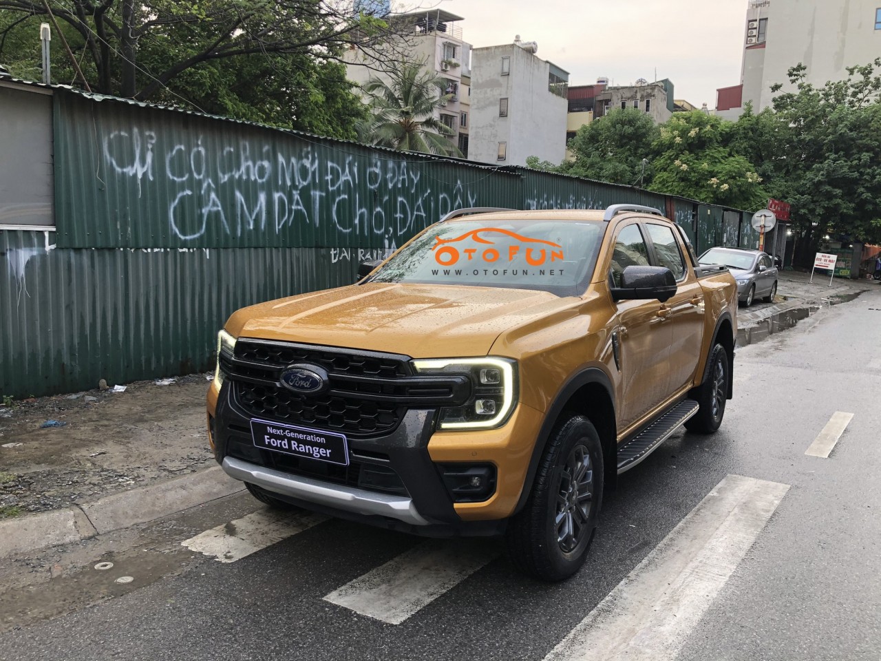 Ford Ranger bị lật đổ bởi Mitsubishi Triton lần thứ hai trong năm Ford Ranger bị lật đổ bởi Mitsubishi Triton lần thứ hai trong năm