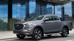 Ford Ranger bị lật đổ bởi Mitsubishi Triton lần thứ hai trong năm Ford Ranger bị lật đổ bởi Mitsubishi Triton lần thứ hai trong năm