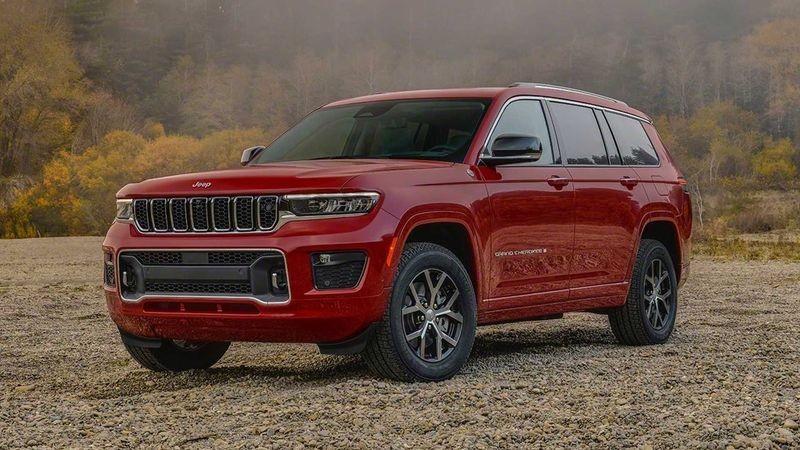Jeep Grand Cherokee L 2022 sắp được bán tại Việt Nam với giá từ 6,18 tỷ đồng Jeep Grand Cherokee L 2022 sắp được bán tại Việt Nam với giá từ 6,18 tỷ đồng