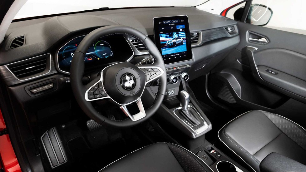 Mitsubishi Outlander Sport ra mắt, thiết kế tương tự Renault Captur Mitsubishi Outlander Sport ra mắt, thiết kế tương tự Renault Captur