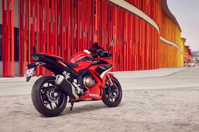 Honda Việt Nam giới thiệu 3 mẫu xe phân khối lớn 500cc mới Honda Việt Nam giới thiệu 3 mẫu xe phân khối lớn 500cc mới