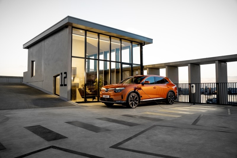 VinFast giới thiệu VF8 và VF9 tại triển lãm EV Experience 2022 Hà Lan VinFast giới thiệu VF8 và VF9 tại triển lãm EV Experience 2022 Hà Lan
