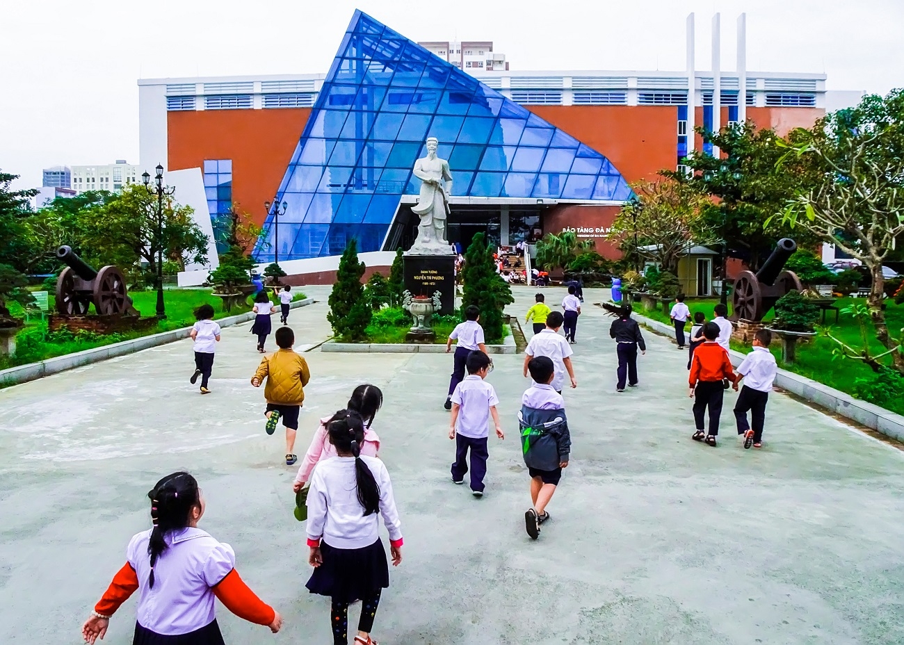 Du lịch Đà Nẵng đồng loạt “khoác áo mới”, sẵn sàng đón khách