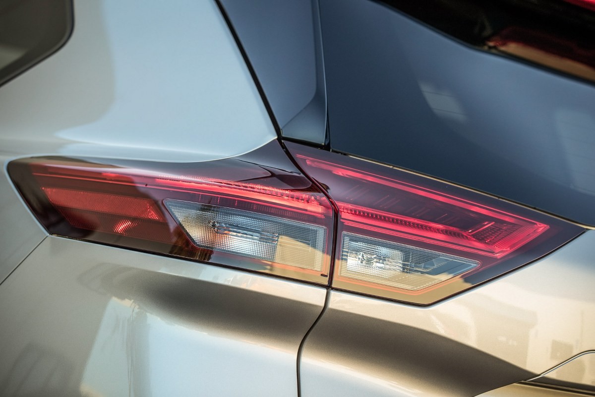 Nissan X-Trail 2022 giá từ 605 triệu tại Mỹ Nissan X Trail 2022 giá từ 605 triệu tại Mỹ