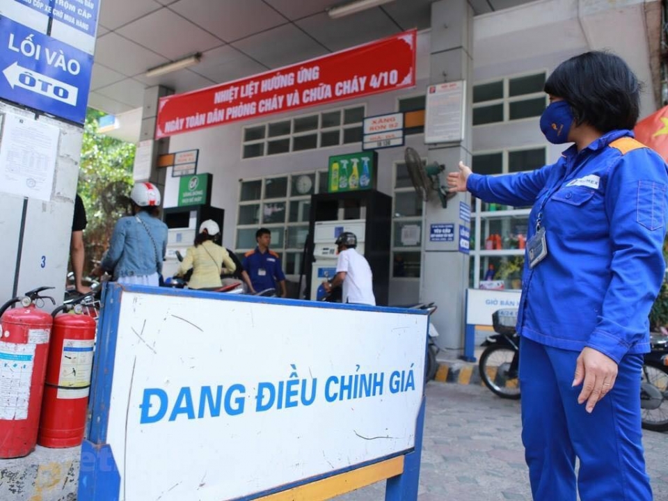 Từ tháng 1/2022, giá xăng dầu sẽ được điều chỉnh 3 lần/tháng 4456-67294688-2540552292670828-1450109193968156672-o