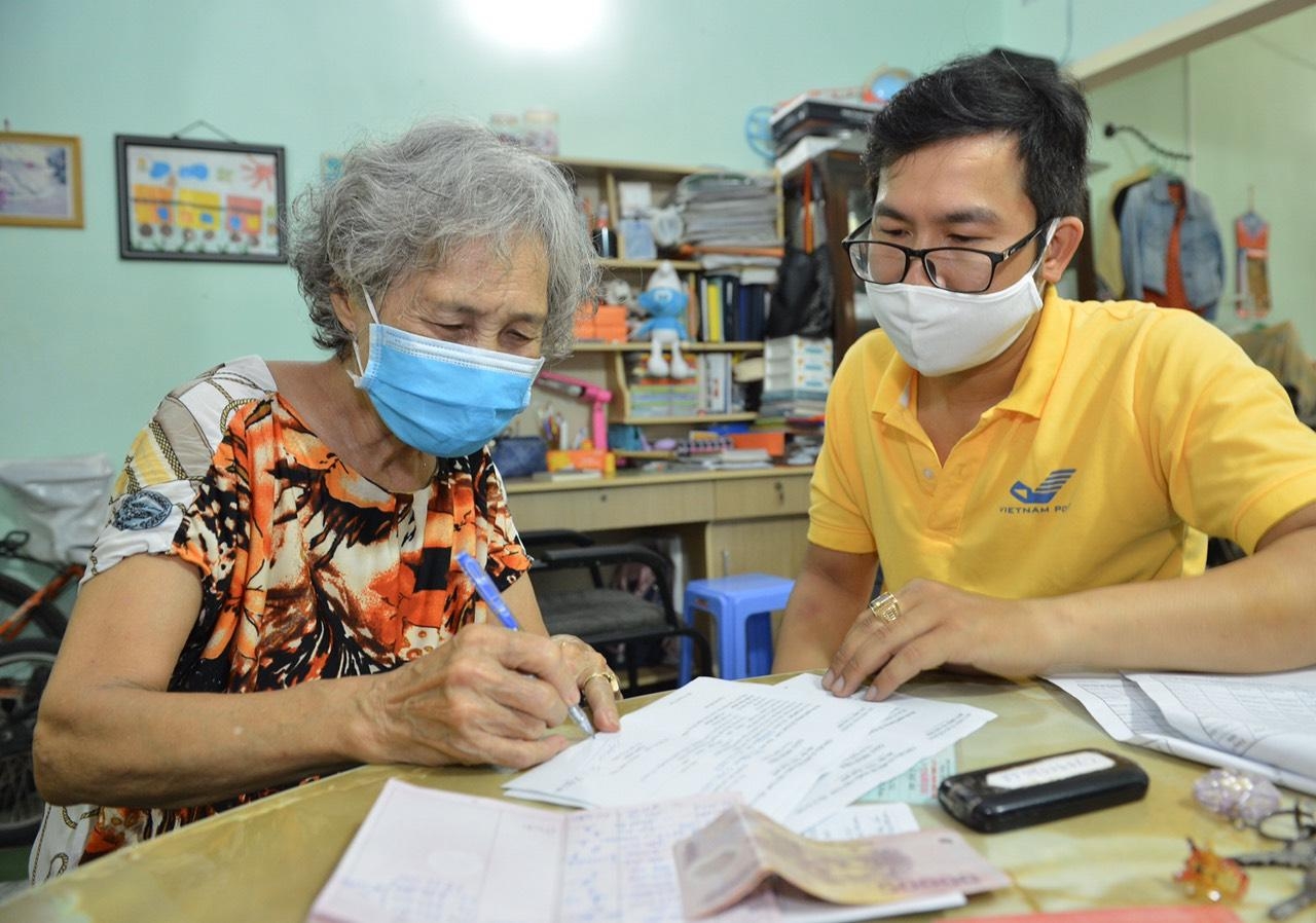 Những thay đổi về tuổi nghỉ hưu, BHXH có hiệu lực từ 2022 mà người lao động cần biết Những thay đổi về tuổi nghỉ hưu, BHXH có hiệu lực từ 2022 mà người lao động cần biết