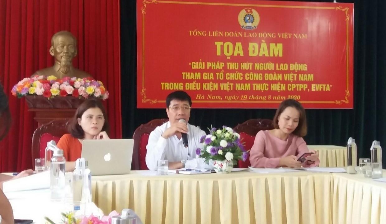 Giải pháp thu hút người lao động tham gia tổ chức Công đoàn Việt Nam