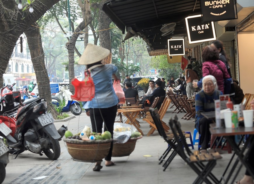 Vỉa hè phải được dành cho người đi bộ Vỉa hè phải được dành cho người đi bộ
