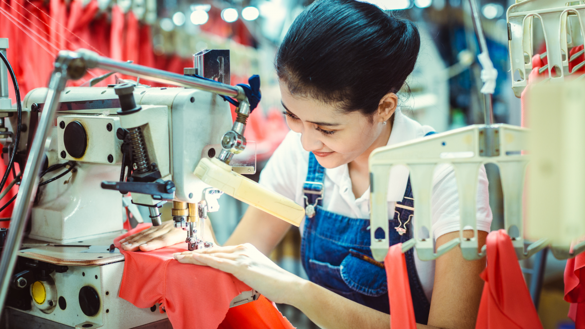 Từ 1/1/2026, người tham gia bảo hiểm thất nghiệp được mở rộng thêm quyền lợi