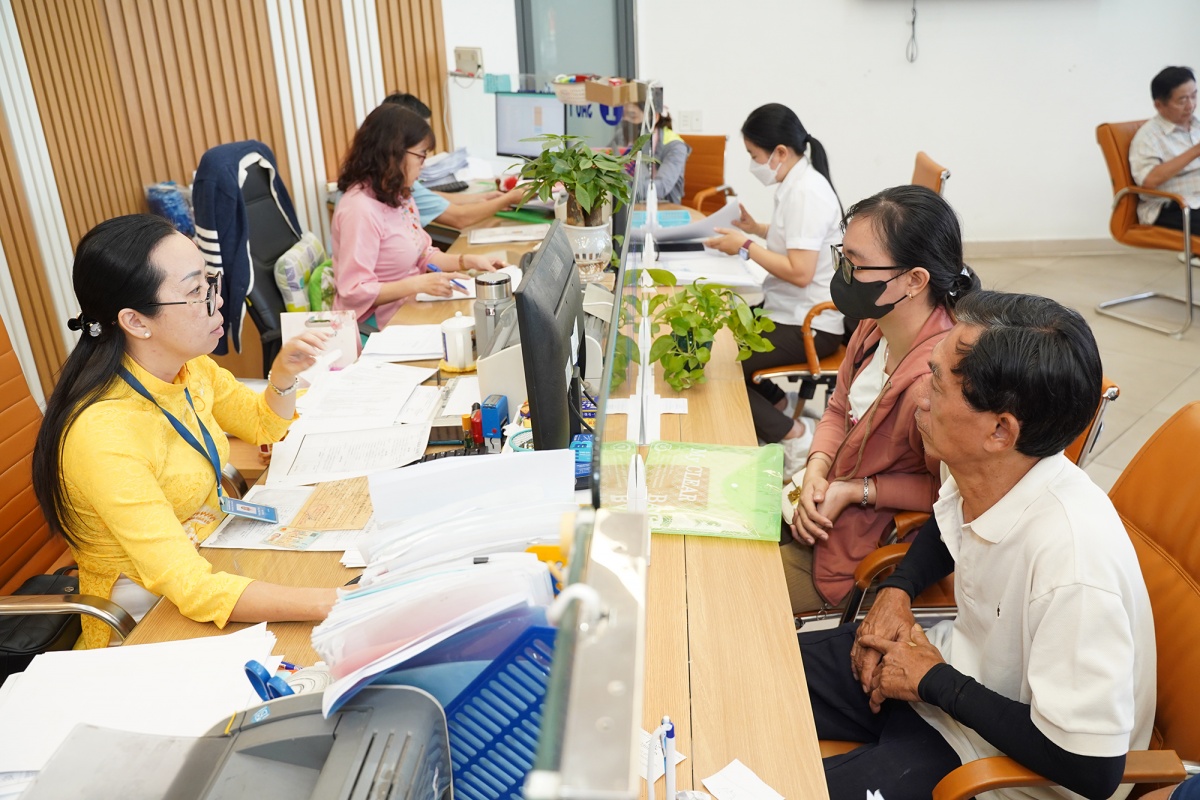 Phân bổ, bố trí nguồn kinh phí tinh giản biên chế đến từng nhóm đối  tượng