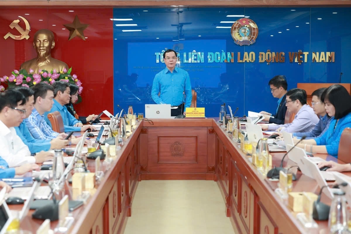 Hội nghị Đoàn Chủ tịch Tổng LĐLĐ Việt Nam lần thứ XV: Bàn hướng phát triển đoàn viên năm 2026