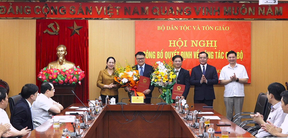 Tiến sĩ Lê Cao Thắng làm Giám đốc Học viện Dân tộc và Tôn giáo