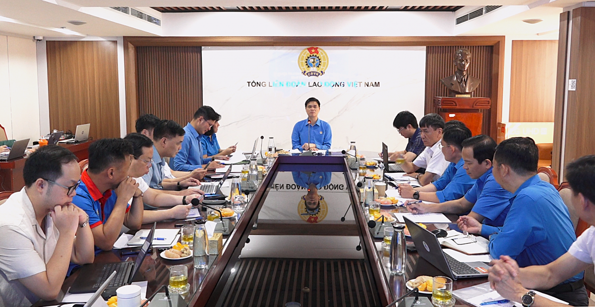 Tọa đàm “Địa vị pháp lý và việc làm cho lao động nền tảng số tại Việt Nam”